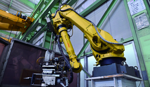 チューブエキスパンドロボット FANUC M-710iC